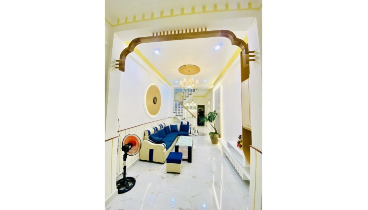 Siêu phẩm đón tết - Nhà Nguyễn Văn Nghi  + 3 tầng + 36m², 3PN, 3WC - giá 4,32 tỷ TL